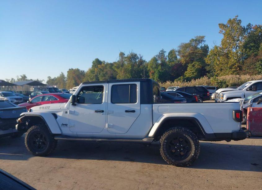 Photo 15 of 2022 Jeep Gladiator WILLYS 4X4 (VIN 1C6HJTAG0NL142617)
