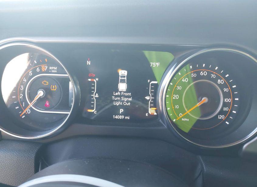 Photo 7 of 2022 Jeep Gladiator WILLYS 4X4 (VIN 1C6HJTAG0NL142617)