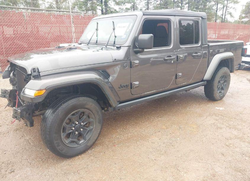 Photo 2 of 2022 Jeep Gladiator WILLYS 4X4 (VIN 1C6HJTAG0NL143489)