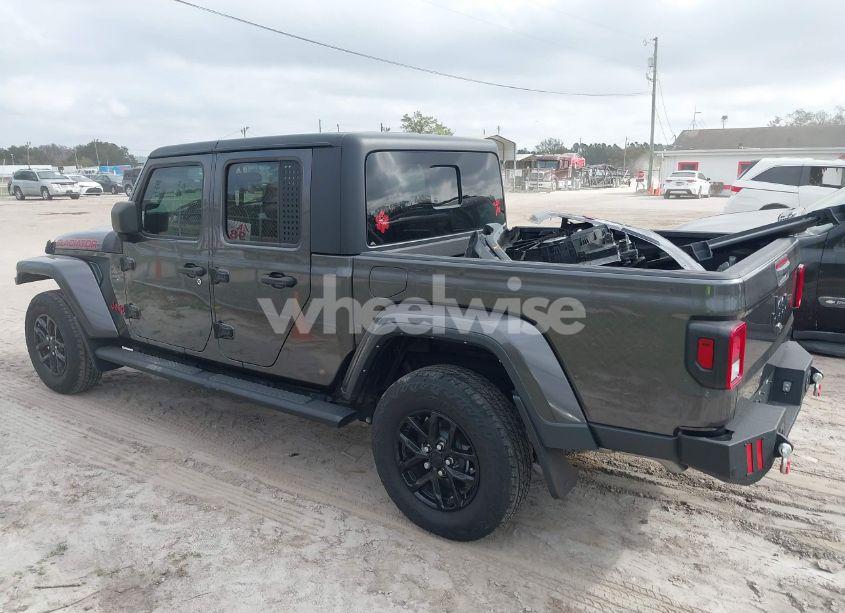 Photo 15 of 2022 Jeep Gladiator ALTITUDE 4X4 (VIN 1C6HJTAG0NL162804)