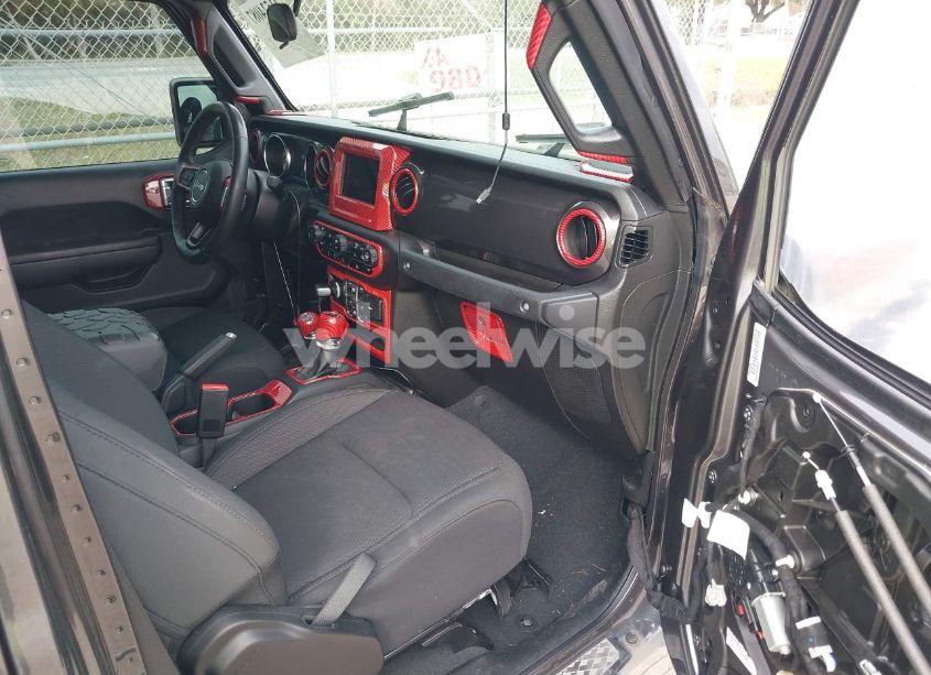 Photo 5 of 2022 Jeep Gladiator ALTITUDE 4X4 (VIN 1C6HJTAG0NL162804)