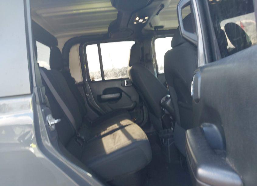 Photo 8 of 2021 Jeep Gladiator WILLYS 4X4 (VIN 1C6HJTAG1ML514108)