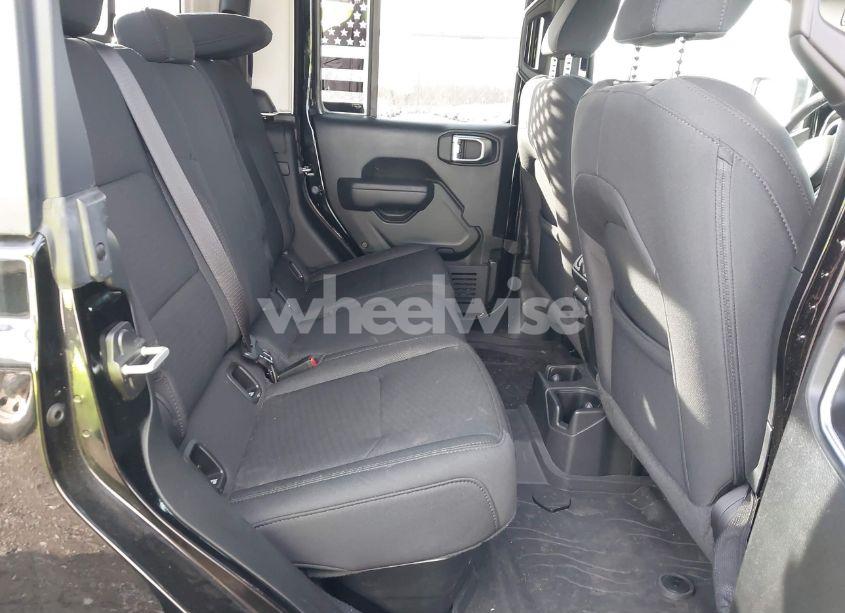 Photo 8 of 2022 Jeep Gladiator WILLYS 4X4 (VIN 1C6HJTAG1NL152167)