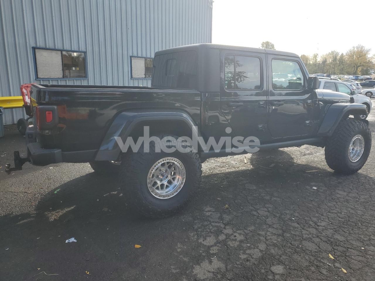 Photo 3 of 2021 JEEP GLADIATOR SPORT (VIN 1C6HJTAG2ML561194)