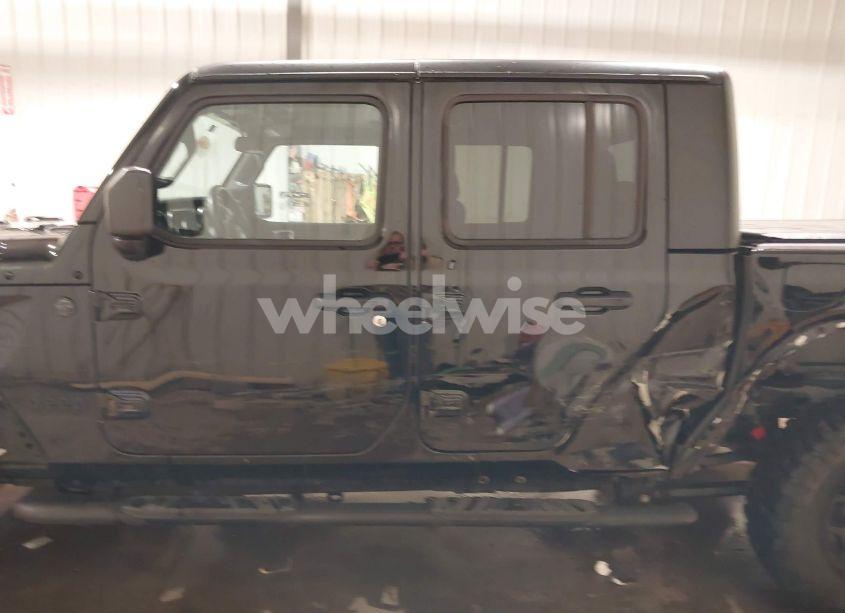 Photo 15 of 2022 Jeep Gladiator WILLYS 4X4 (VIN 1C6HJTAG2NL163338)
