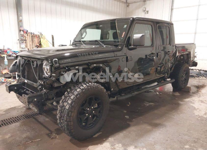 Photo 2 of 2022 Jeep Gladiator WILLYS 4X4 (VIN 1C6HJTAG2NL163338)