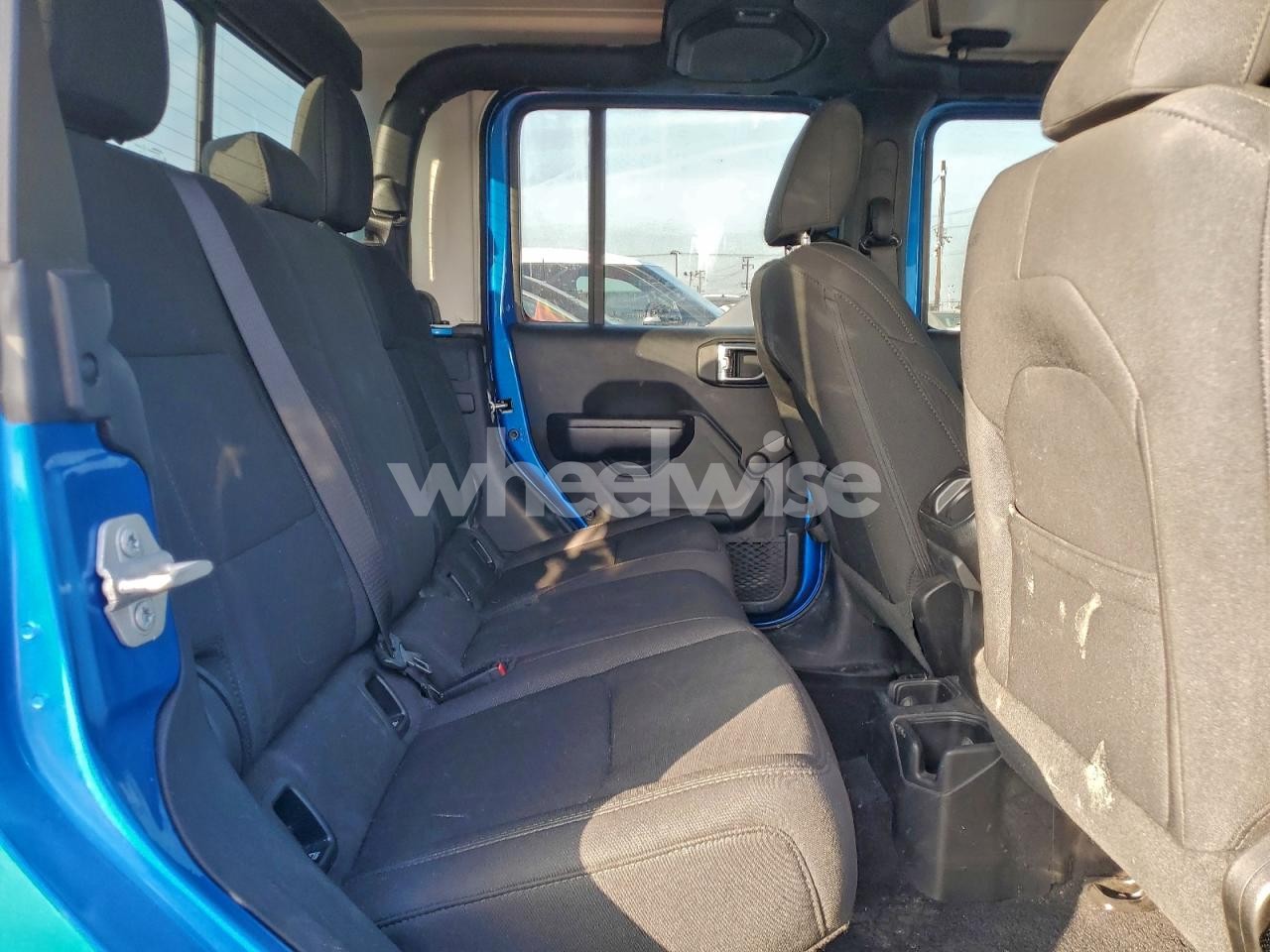 Photo 10 of 2020 JEEP GLADIATOR SPORT (VIN 1C6HJTAG3LL201785)