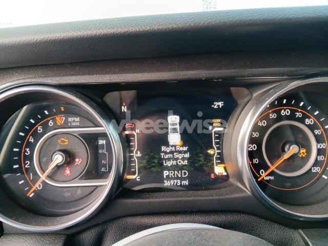 Photo 11 of 2020 JEEP GLADIATOR SPORT (VIN 1C6HJTAG3LL213662)