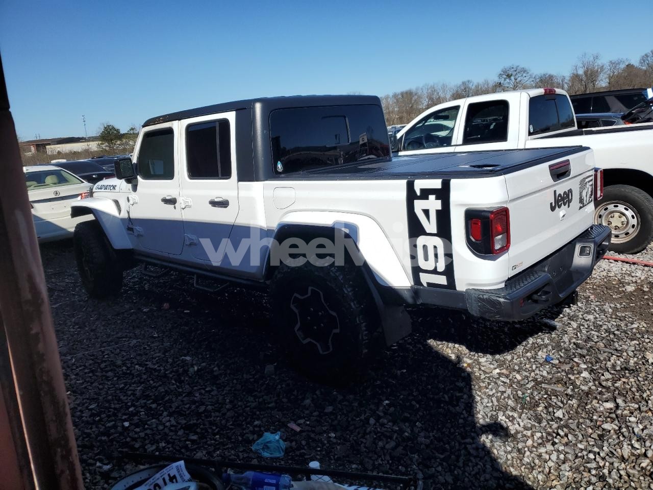 Photo 2 of 2023 JEEP GLADIATOR SPORT (VIN 1C6HJTAG3PL527575)