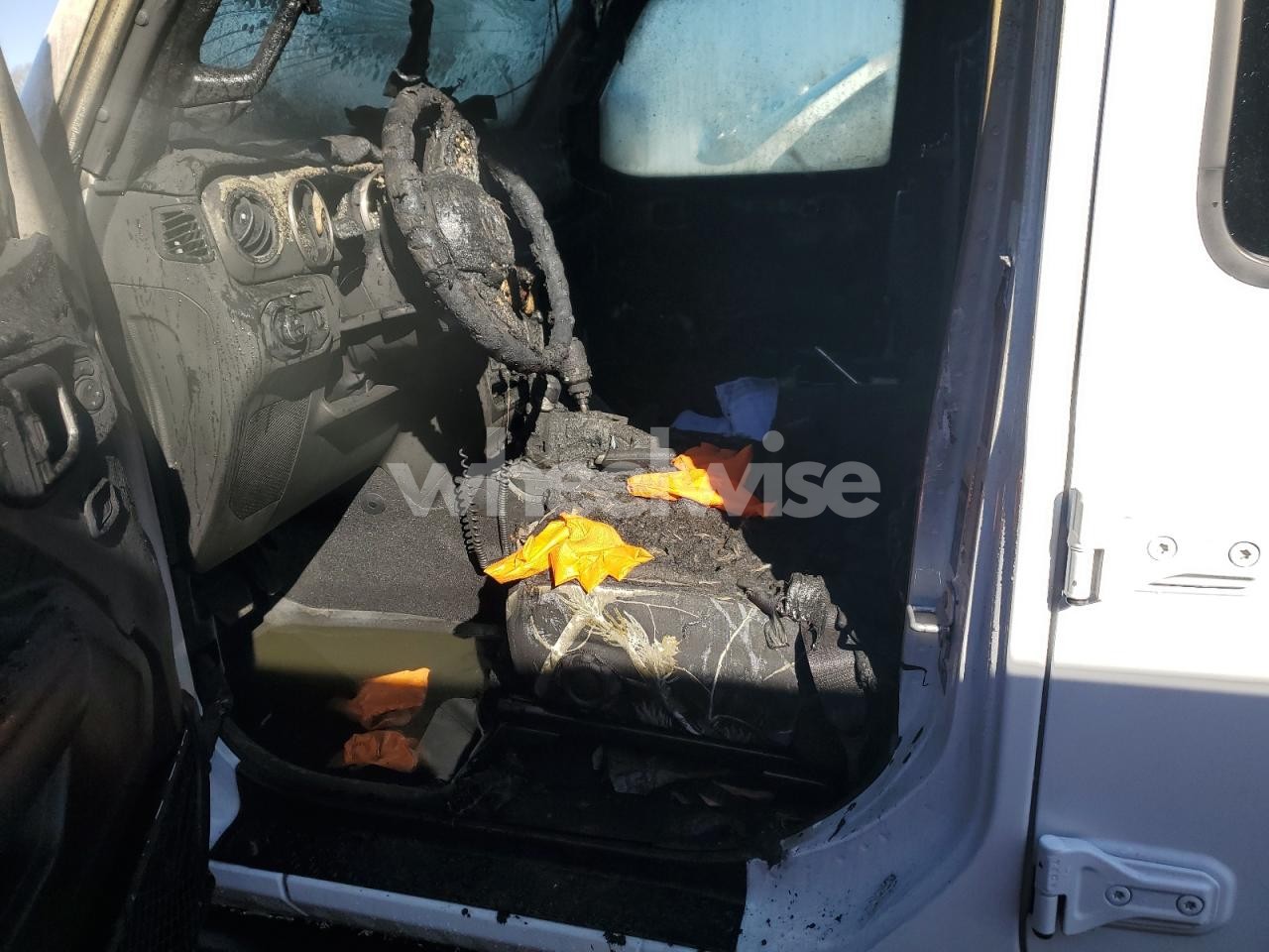 Photo 7 of 2023 JEEP GLADIATOR SPORT (VIN 1C6HJTAG3PL527575)