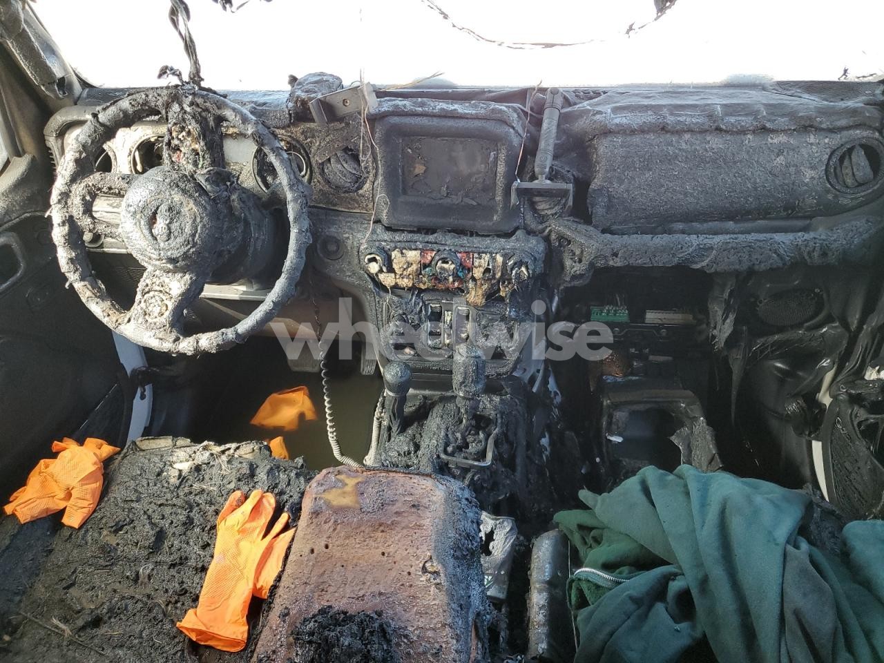 Photo 8 of 2023 JEEP GLADIATOR SPORT (VIN 1C6HJTAG3PL527575)