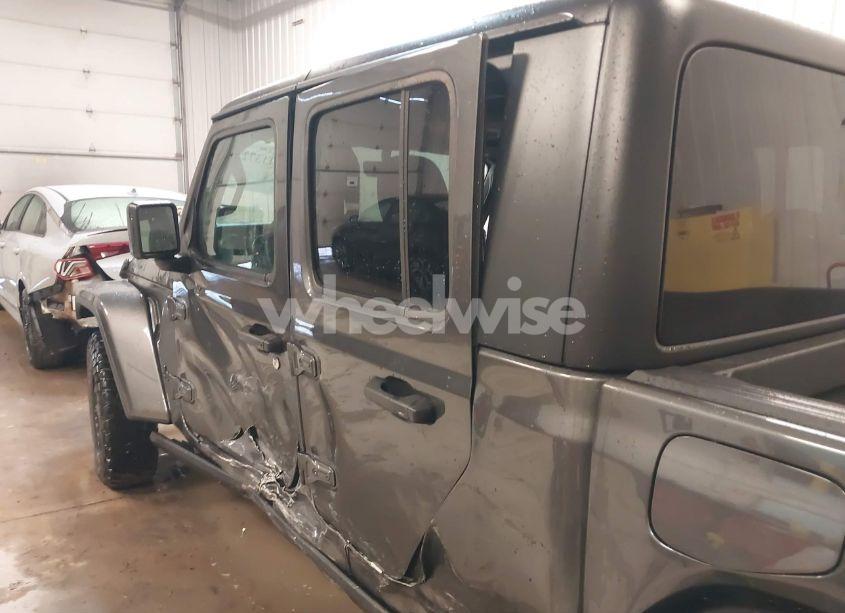 Photo 17 of 2023 Jeep Gladiator WILLYS 4X4 (VIN 1C6HJTAG3PL536924)