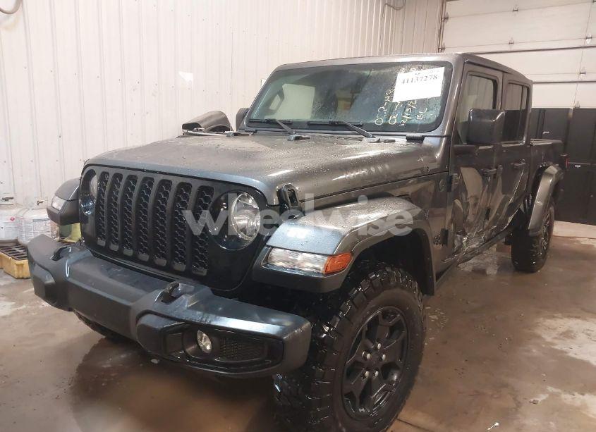 Photo 2 of 2023 Jeep Gladiator WILLYS 4X4 (VIN 1C6HJTAG3PL536924)