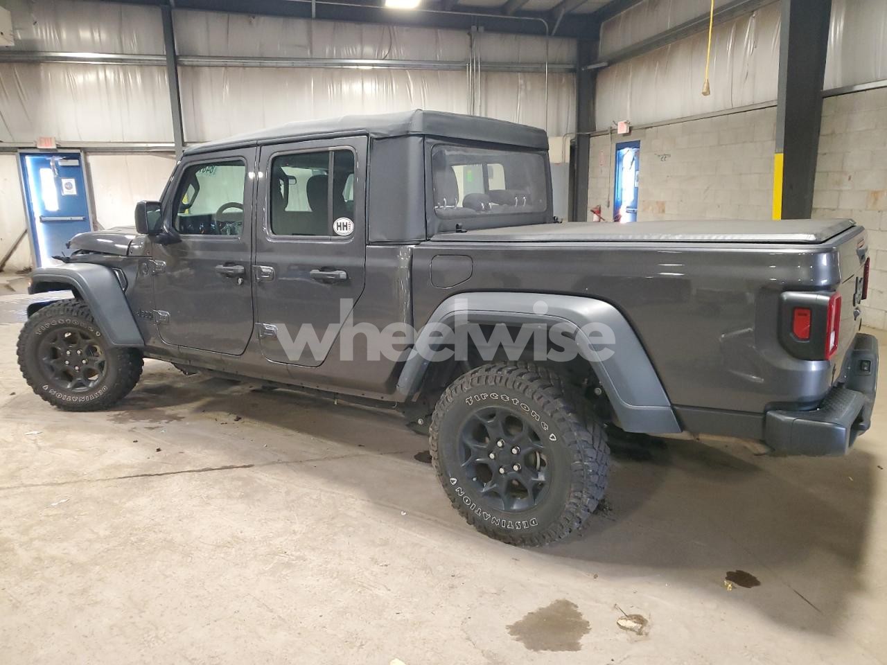 Photo 2 of 2023 JEEP GLADIATOR SPORT (VIN 1C6HJTAG3PL574167)