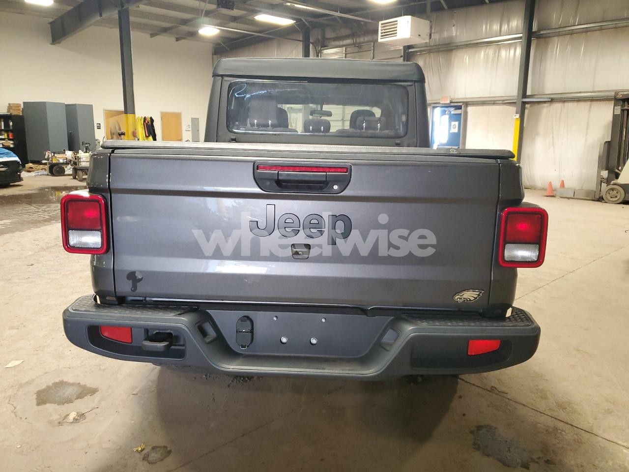 Photo 6 of 2023 JEEP GLADIATOR SPORT (VIN 1C6HJTAG3PL574167)