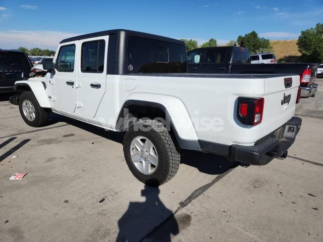 Photo 3 of 2022 JEEP GLADIATOR SPORT (VIN 1C6HJTAG4NL129644)