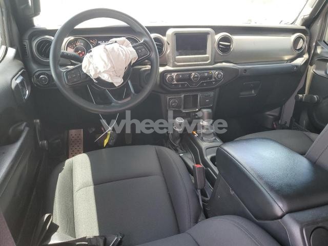 Photo 6 of 2022 JEEP GLADIATOR SPORT (VIN 1C6HJTAG5NL160319)