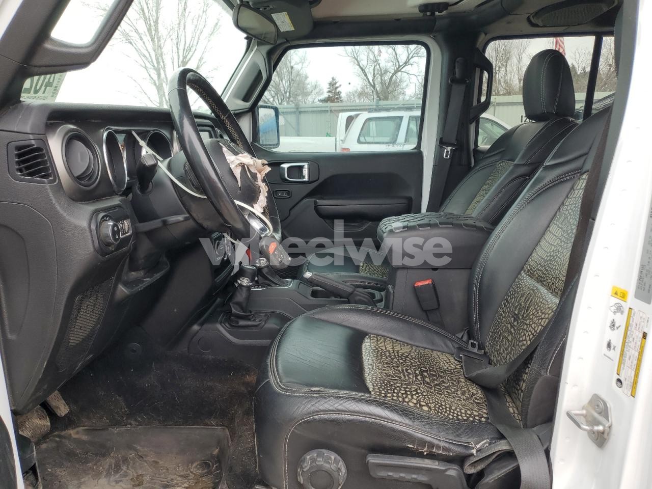 Photo 7 of 2020 JEEP GLADIATOR SPORT (VIN 1C6HJTAG6LL119873)