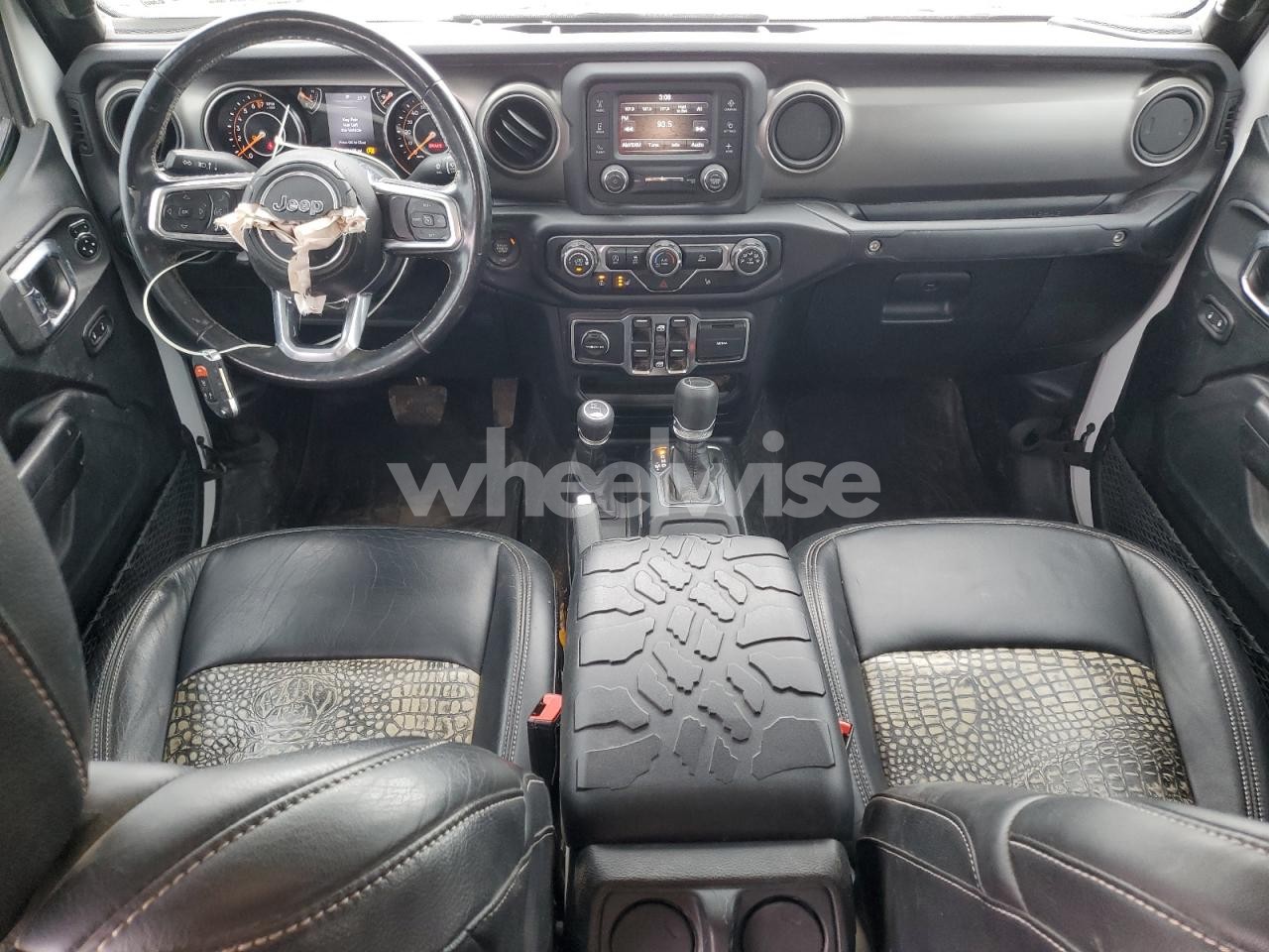 Photo 8 of 2020 JEEP GLADIATOR SPORT (VIN 1C6HJTAG6LL119873)