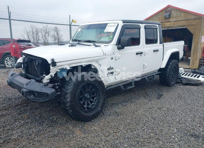 Photo 2 of 2020 Jeep Gladiator SPORT S 4X4 (VIN 1C6HJTAG6LL174081)