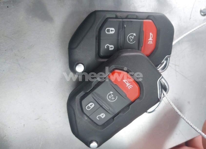 Photo 11 of 2021 Jeep Gladiator WILLYS 4X4 (VIN 1C6HJTAG6ML619145)