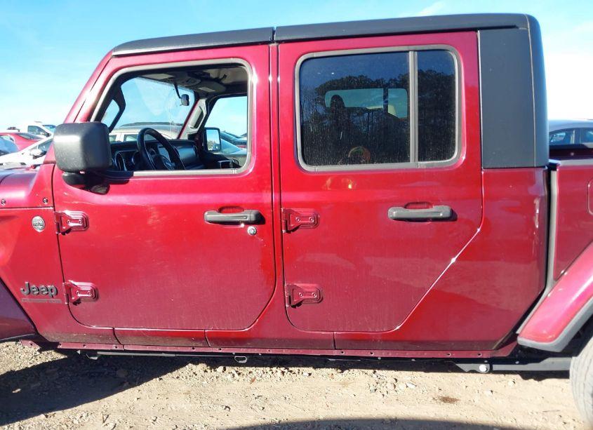 Photo 13 of 2022 Jeep Gladiator SPORT S 4X4 (VIN 1C6HJTAG6NL130746)