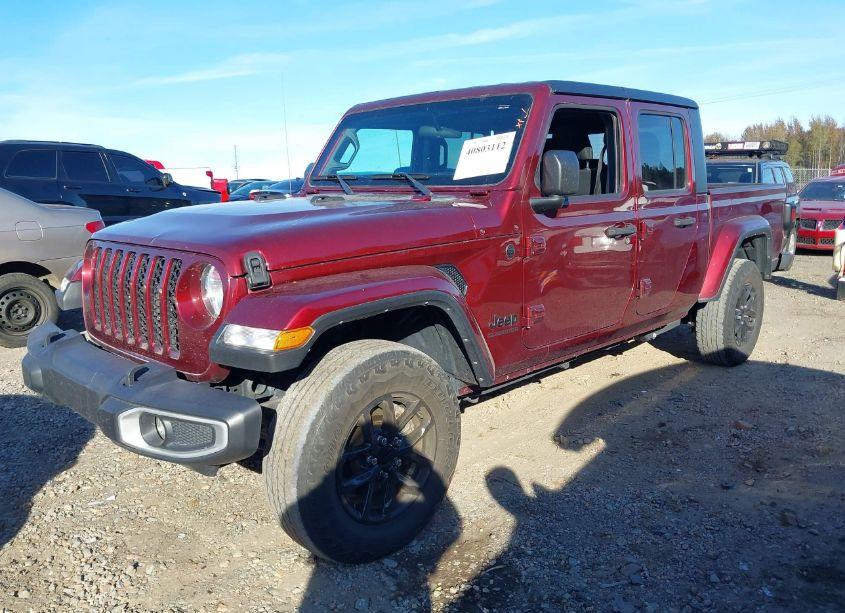 Photo 2 of 2022 Jeep Gladiator SPORT S 4X4 (VIN 1C6HJTAG6NL130746)