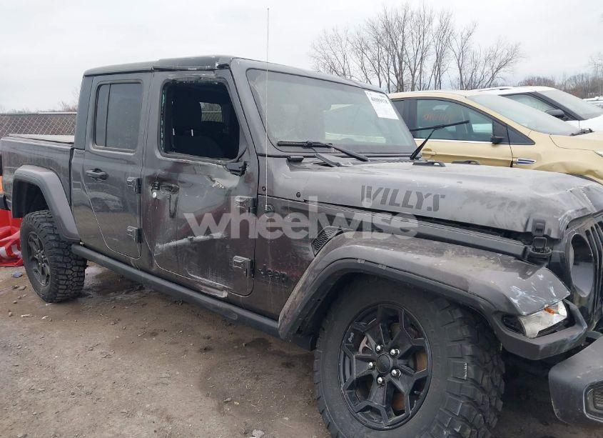 Photo 14 of 2022 Jeep Gladiator WILLYS 4X4 (VIN 1C6HJTAG6NL142881)
