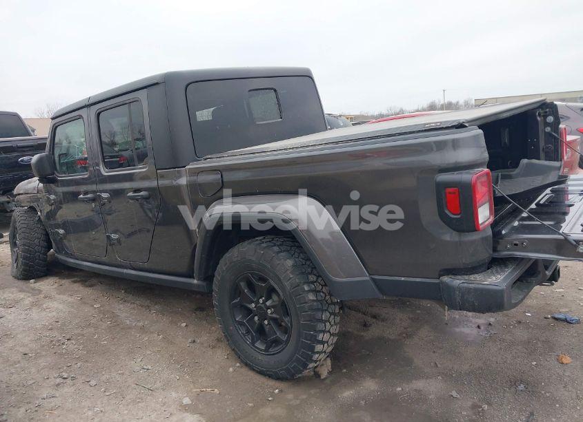 Photo 3 of 2022 Jeep Gladiator WILLYS 4X4 (VIN 1C6HJTAG6NL142881)