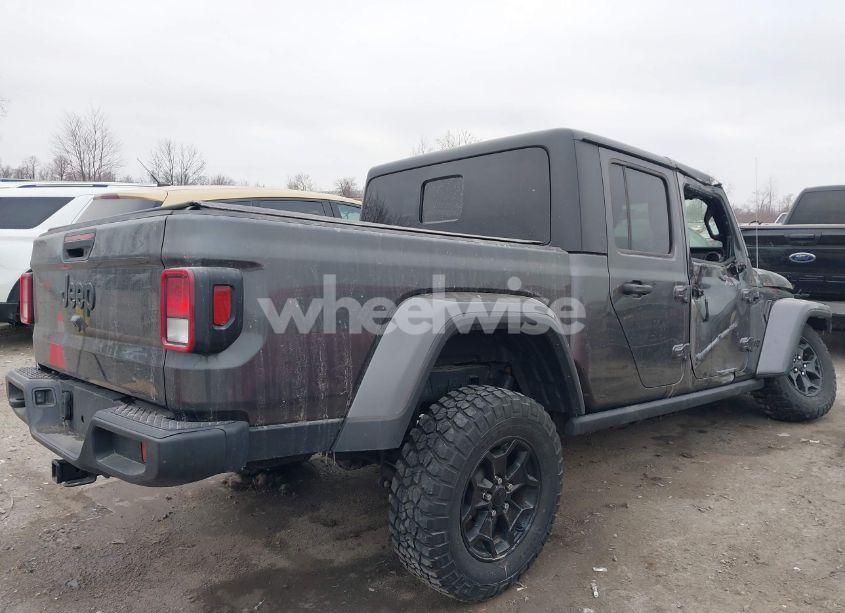 Photo 4 of 2022 Jeep Gladiator WILLYS 4X4 (VIN 1C6HJTAG6NL142881)