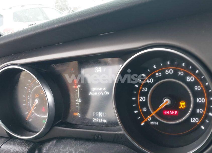 Photo 7 of 2022 Jeep Gladiator WILLYS 4X4 (VIN 1C6HJTAG6NL142881)