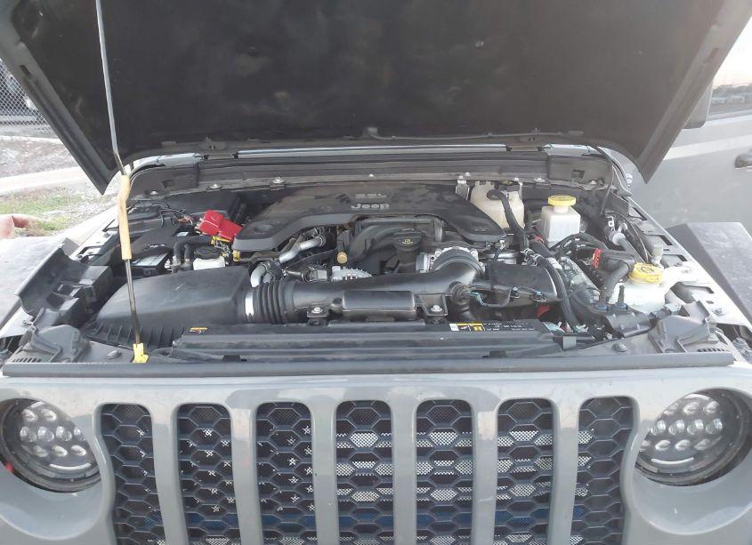 Photo 10 of 2021 Jeep Gladiator SPORT S 4X4 (VIN 1C6HJTAG7ML505171)