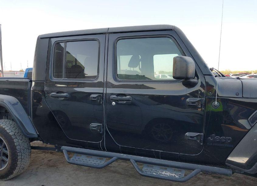 Photo 12 of 2021 Jeep Gladiator SPORT S 4X4 (VIN 1C6HJTAG7ML506322)