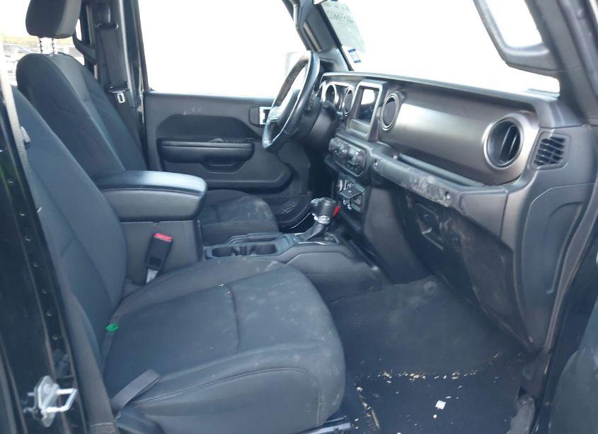 Photo 5 of 2021 Jeep Gladiator SPORT S 4X4 (VIN 1C6HJTAG7ML506322)