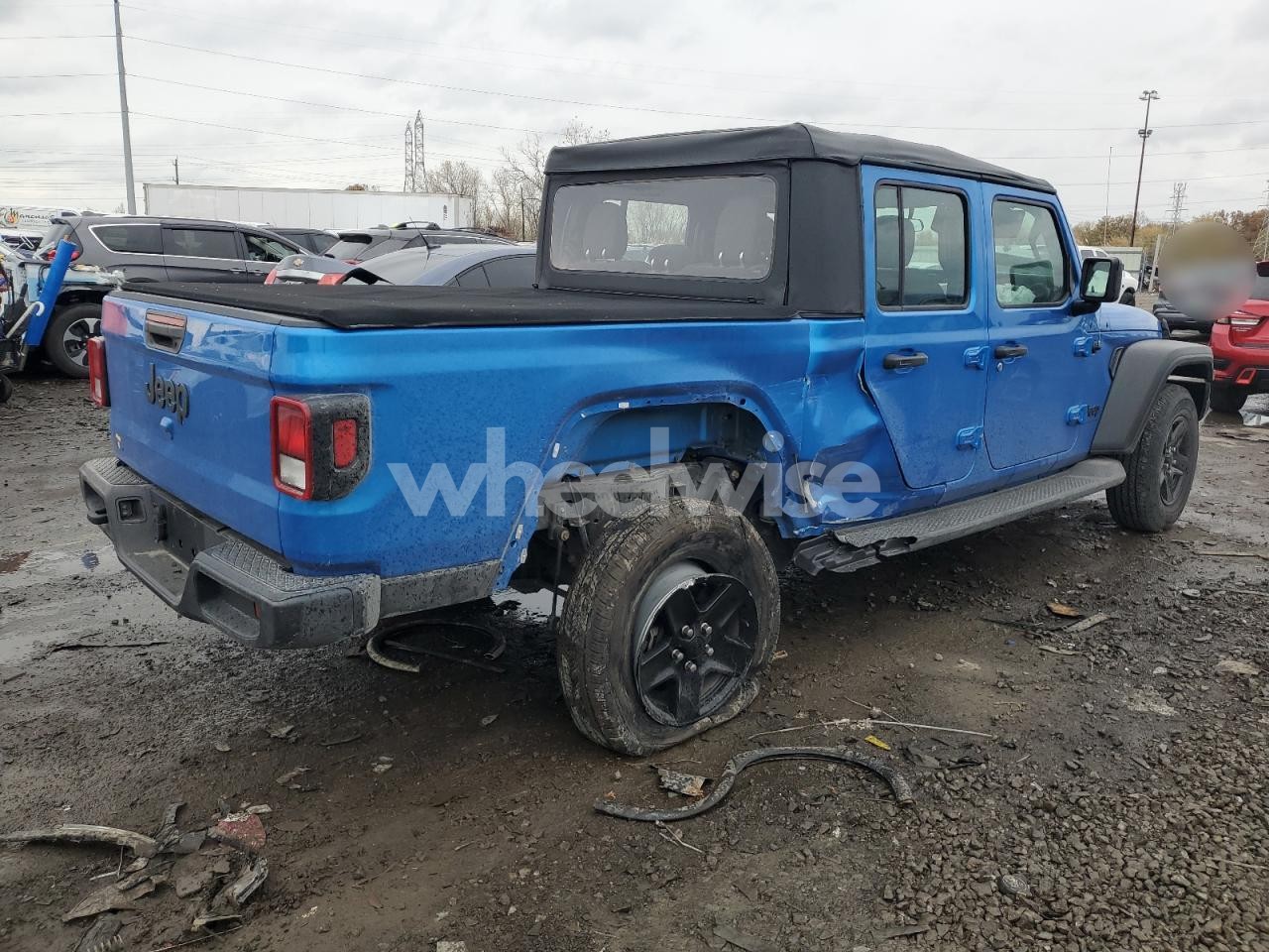 Photo 3 of 2022 JEEP GLADIATOR SPORT (VIN 1C6HJTAG7NL100980)