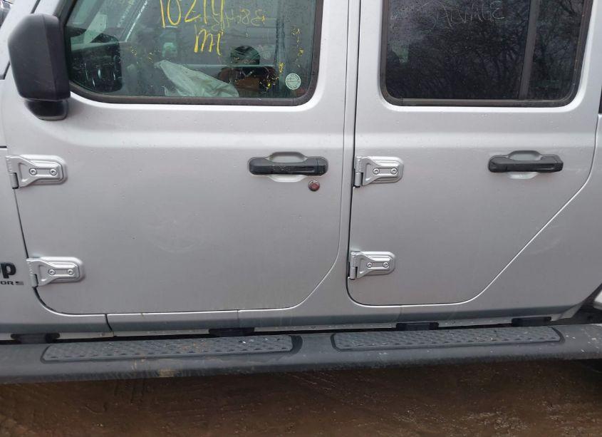 Photo 14 of 2023 Jeep Gladiator SPORT S 4X4 (VIN 1C6HJTAG7PL542676)