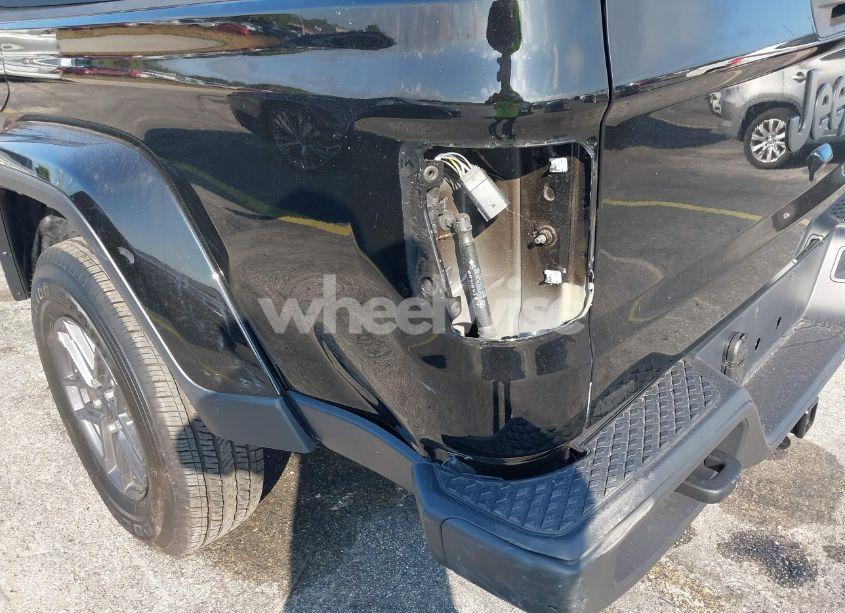 Photo 19 of 2024 Jeep Gladiator SPORT S (VIN 1C6HJTAG8RL102534)