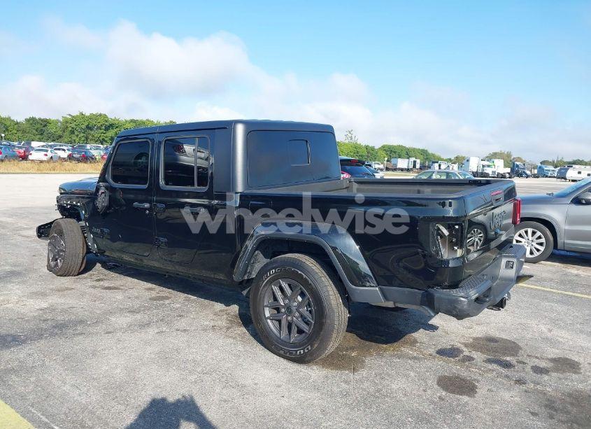 Photo 3 of 2024 Jeep Gladiator SPORT S (VIN 1C6HJTAG8RL102534)