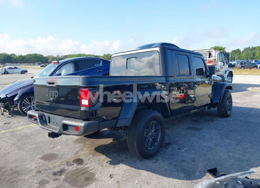 Photo 4 of 2024 Jeep Gladiator SPORT S (VIN 1C6HJTAG8RL102534)