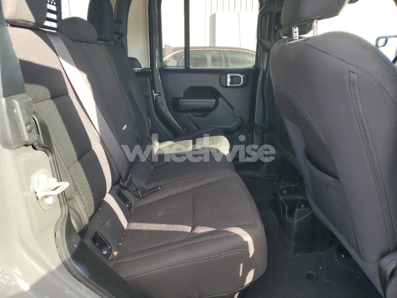 Photo 10 of 2022 JEEP GLADIATOR SPORT (VIN 1C6HJTAG9NL140008)