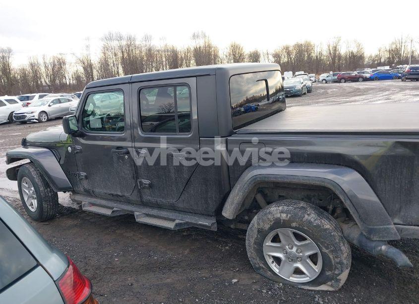 Photo 15 of 2021 Jeep Gladiator SPORT S 4X4 (VIN 1C6HJTAGXML502037)