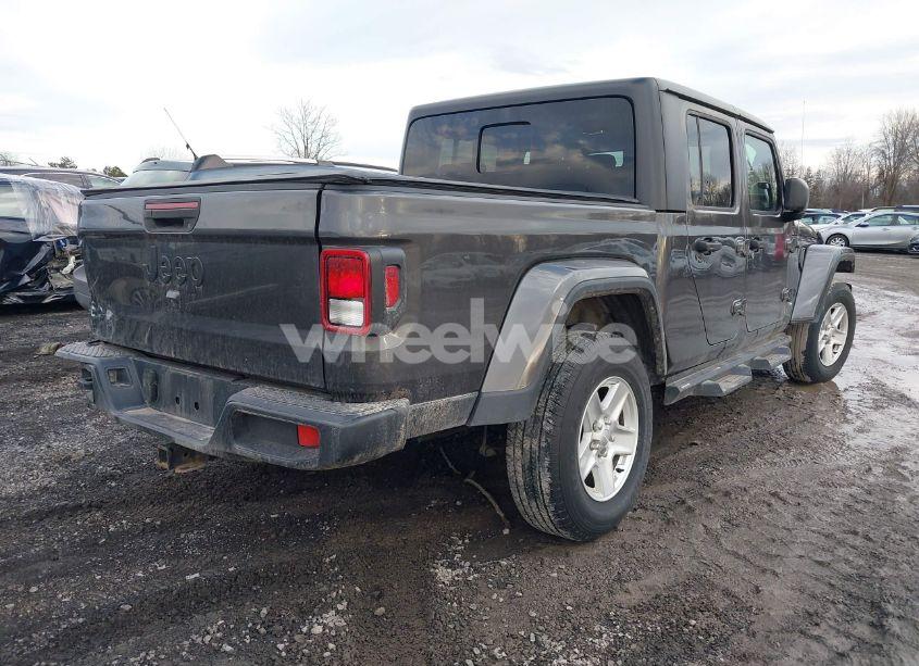 Photo 4 of 2021 Jeep Gladiator SPORT S 4X4 (VIN 1C6HJTAGXML502037)