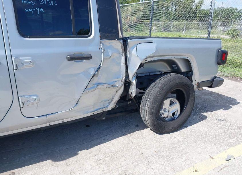 Photo 6 of 2023 Jeep Gladiator SPORT S 4X4 (VIN 1C6HJTAGXPL522051)