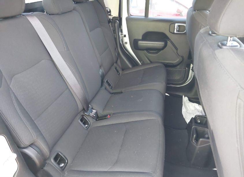 Photo 8 of 2023 Jeep Gladiator SPORT S 4X4 (VIN 1C6HJTAGXPL522051)