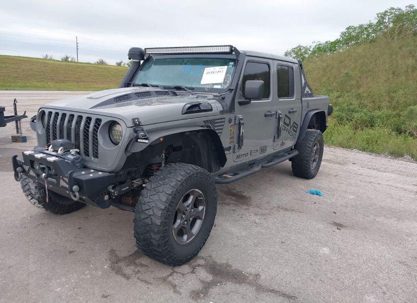 Photo 2 of 2021 Jeep Gladiator OVERLAND 4X4 (VIN 1C6HJTFG0ML600566)
