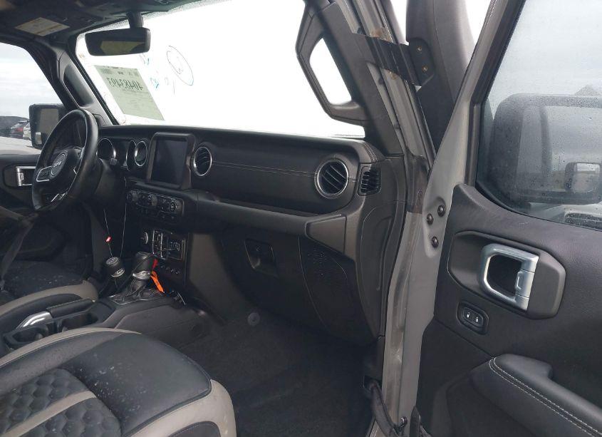 Photo 5 of 2021 Jeep Gladiator OVERLAND 4X4 (VIN 1C6HJTFG0ML600566)