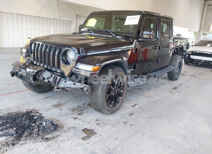 Photo 2 of 2021 Jeep Gladiator HIGH ALTITUDE 4X4 (VIN 1C6HJTFG0ML621997)