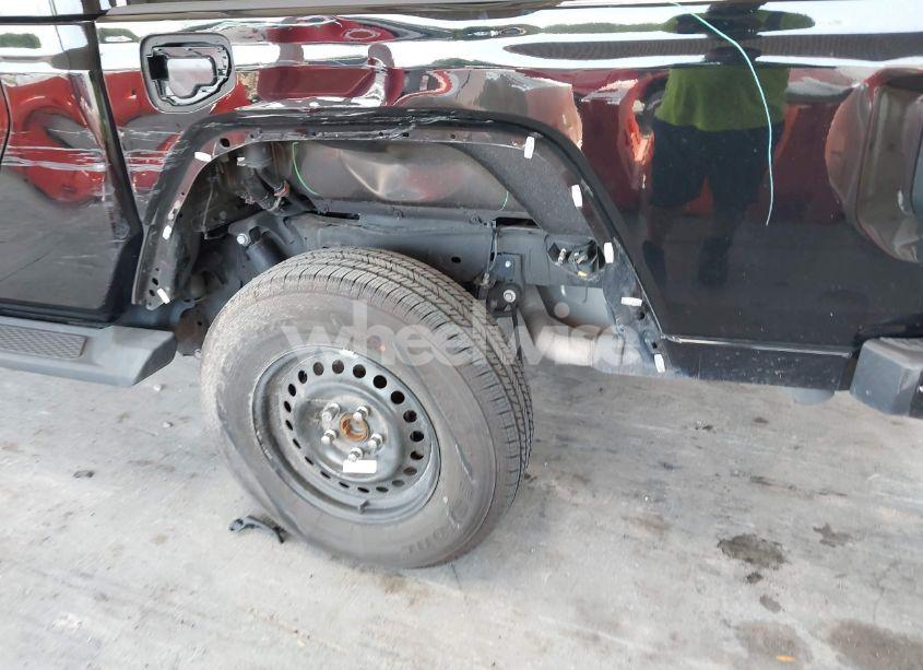 Photo 6 of 2021 Jeep Gladiator HIGH ALTITUDE 4X4 (VIN 1C6HJTFG0ML621997)