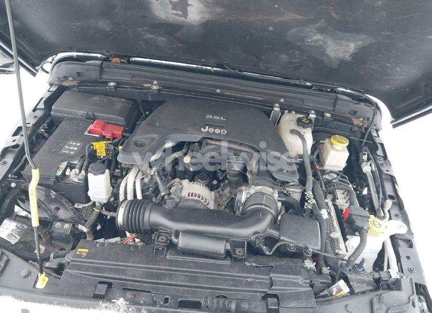 Photo 10 of 2021 Jeep Gladiator HIGH ALTITUDE 4X4 (VIN 1C6HJTFG3ML568275)