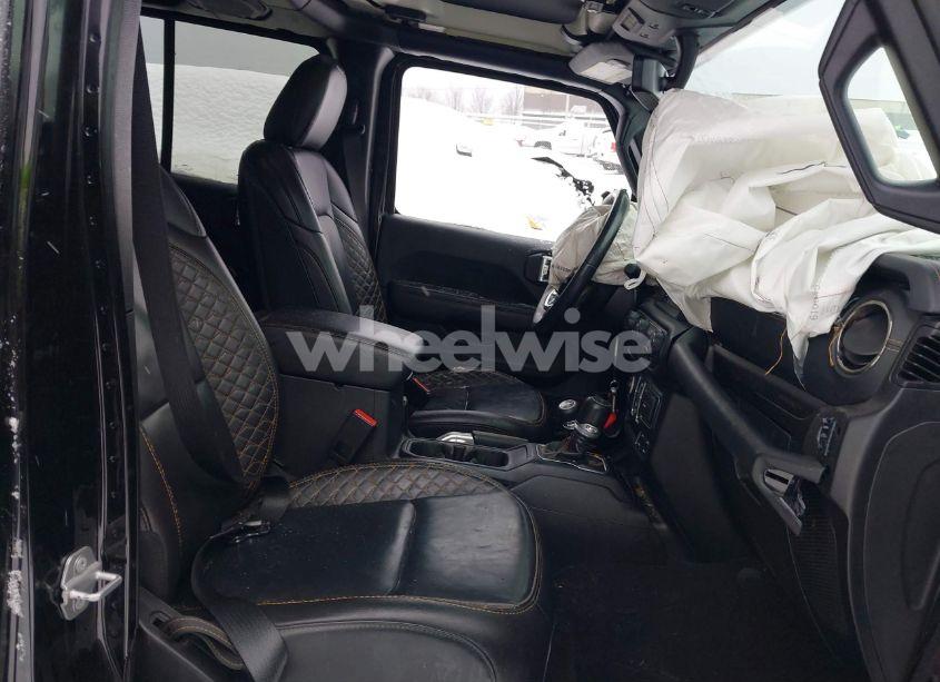 Photo 5 of 2021 Jeep Gladiator HIGH ALTITUDE 4X4 (VIN 1C6HJTFG3ML568275)